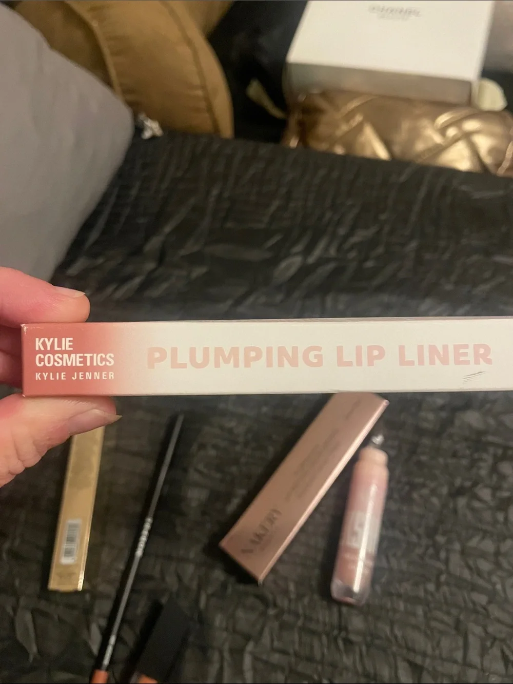 Dolce & Gabbana and lip lot - Picture 9 of 17